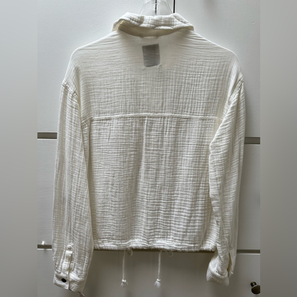NWT Sonoma lightweight cropped utility jacket w/ snaps and tie waist in size S. - Picture 2 of 9